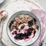easy oatmeal with yogurt