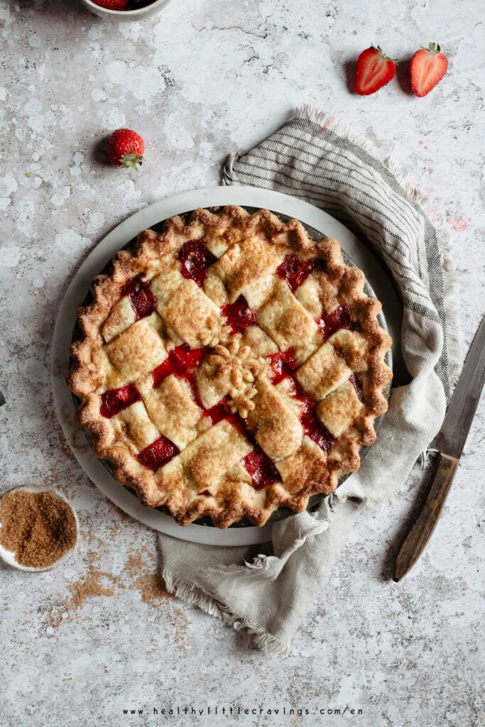 This post will teach you how to make a baked strawberry pie from scratch