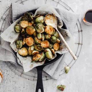 delicious vegan roasted brussels sprouts