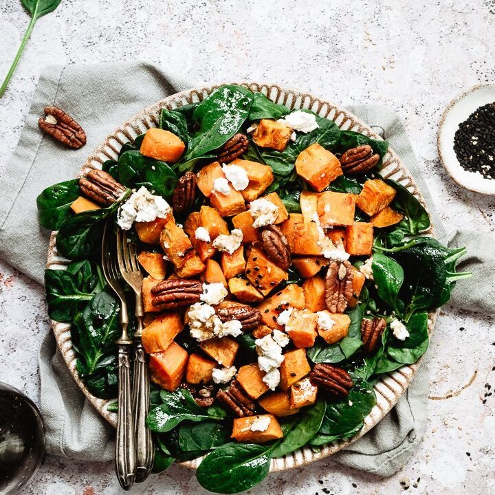 SPINACH GOAT CHEESE SALAD WITH PECANS & SWEET POTATOES