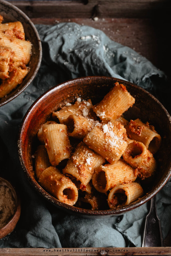 This post teaches you how to make sun dried tomato pesto