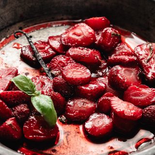 Roasted strawberries no sugar