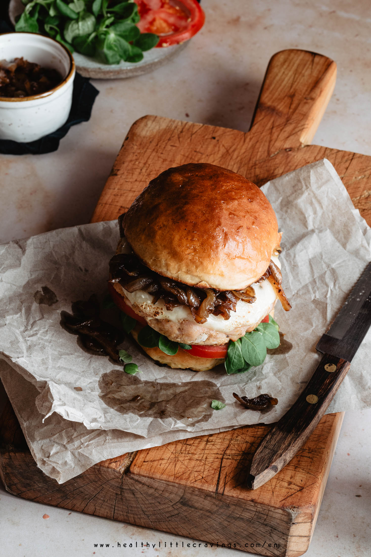 Moist healthy grilled turkey burgers