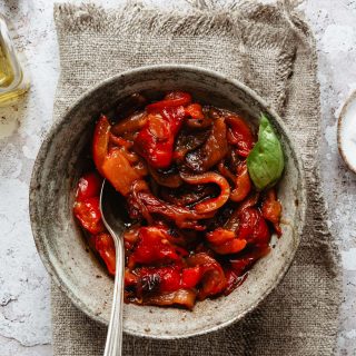 How to roast red peppers into the oven easily