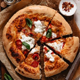 Easy homemade pizza dough recipe and pizza Margherita