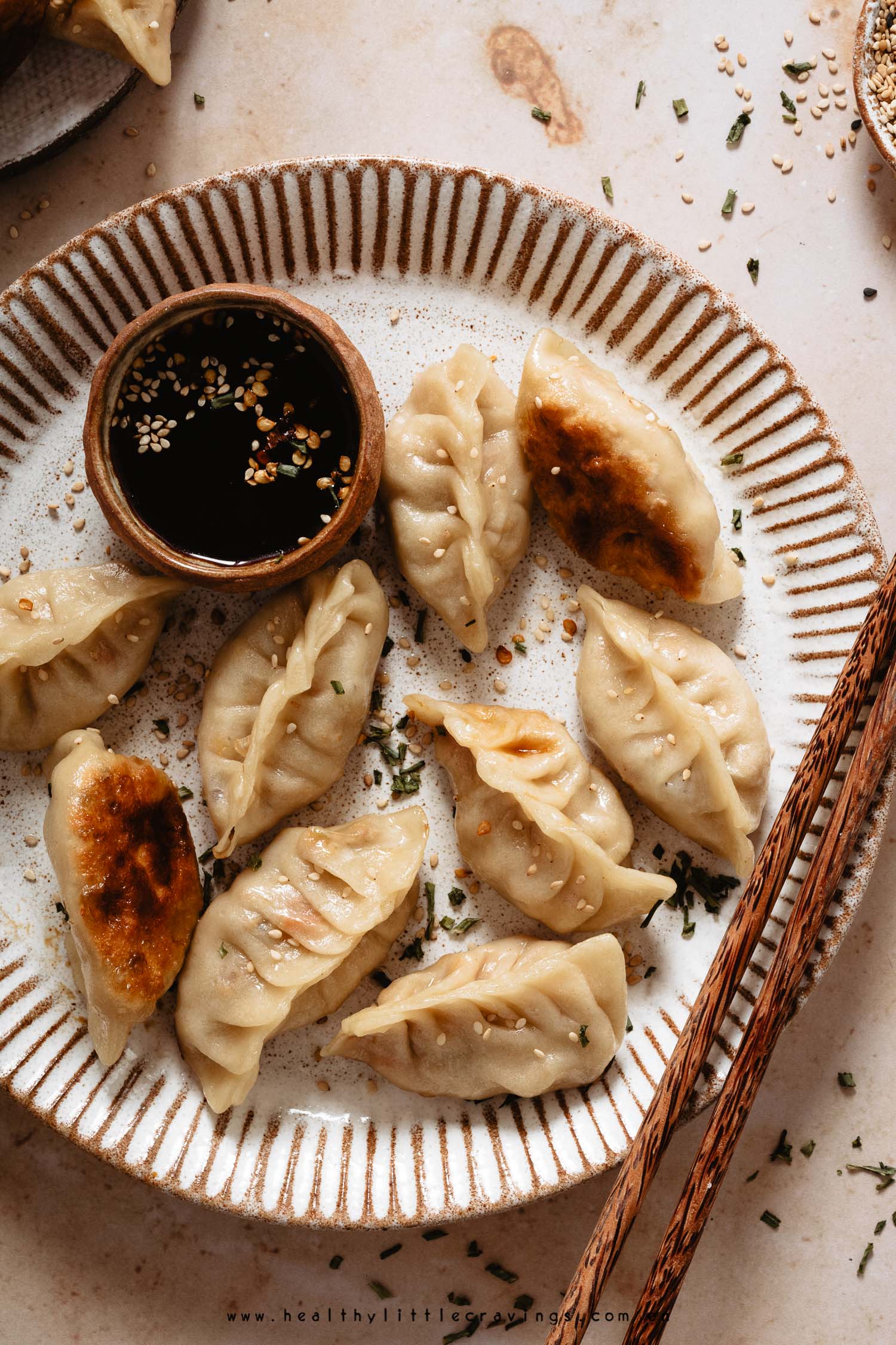 Easy Chicken Potstickers With Dipping Sauce