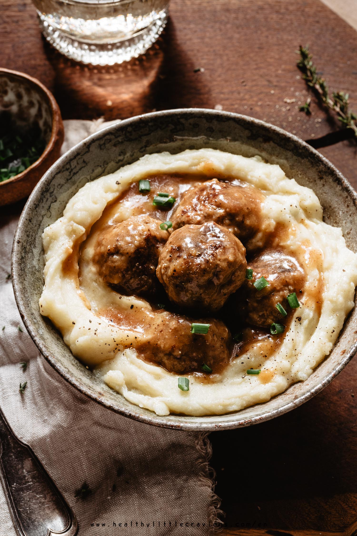 Easy Swedish Meatballs with Gravy (Köttbullar) - True North Kitchen