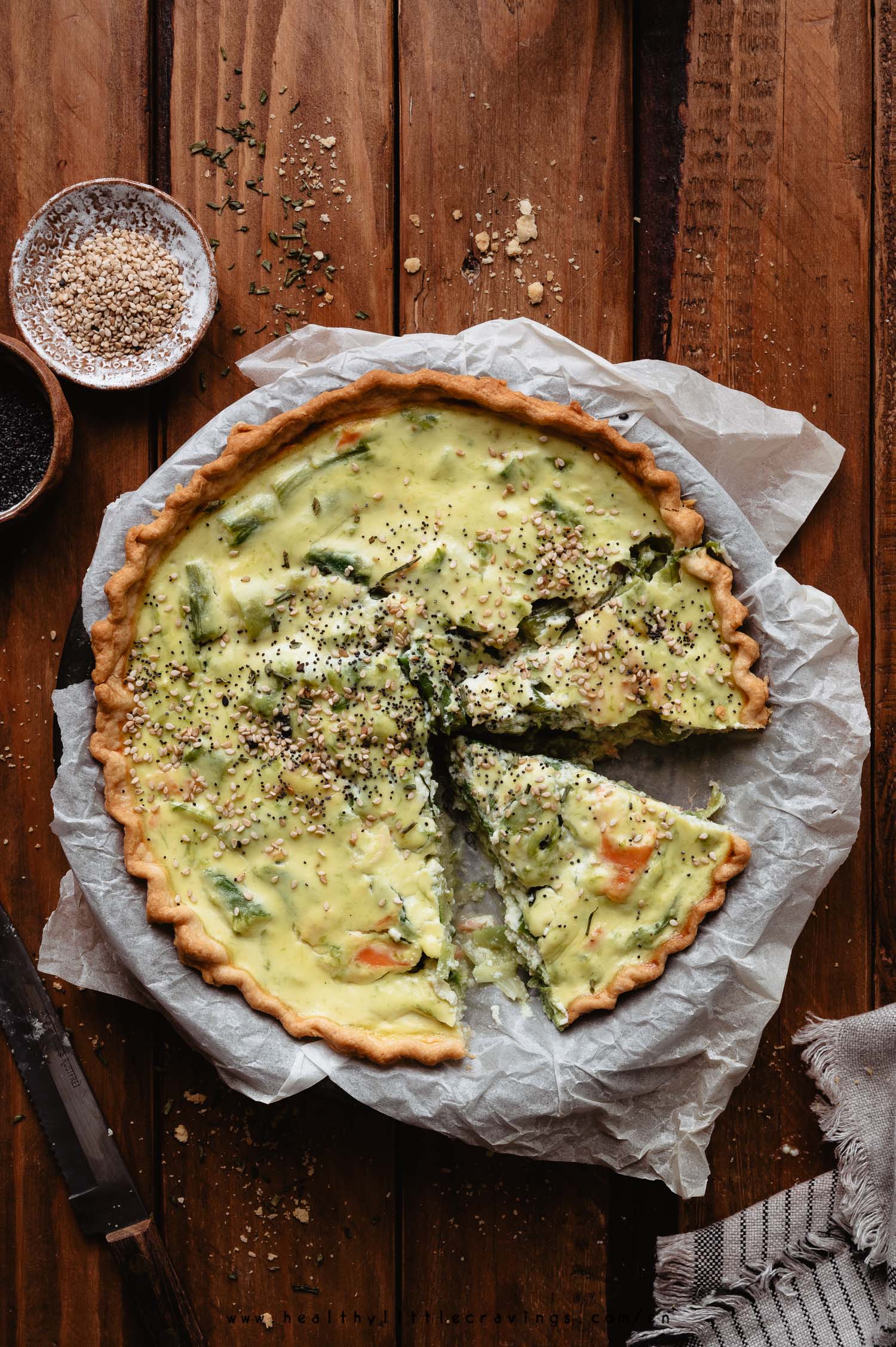 HEALTHY ASPARAGUS QUICHE RECIPE / WITH VEGETARIAN OPTION