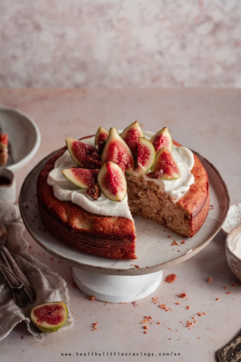 Moist & Soft Apple Ricotta Fig Cake - Healthy Little Cravings