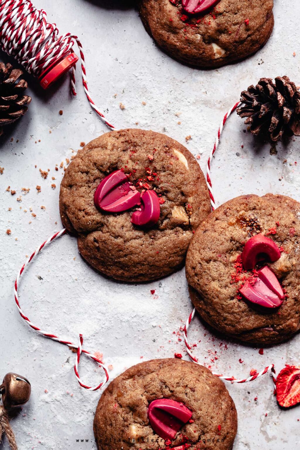 Strawberry dried fig cookies / Christmas cookies series